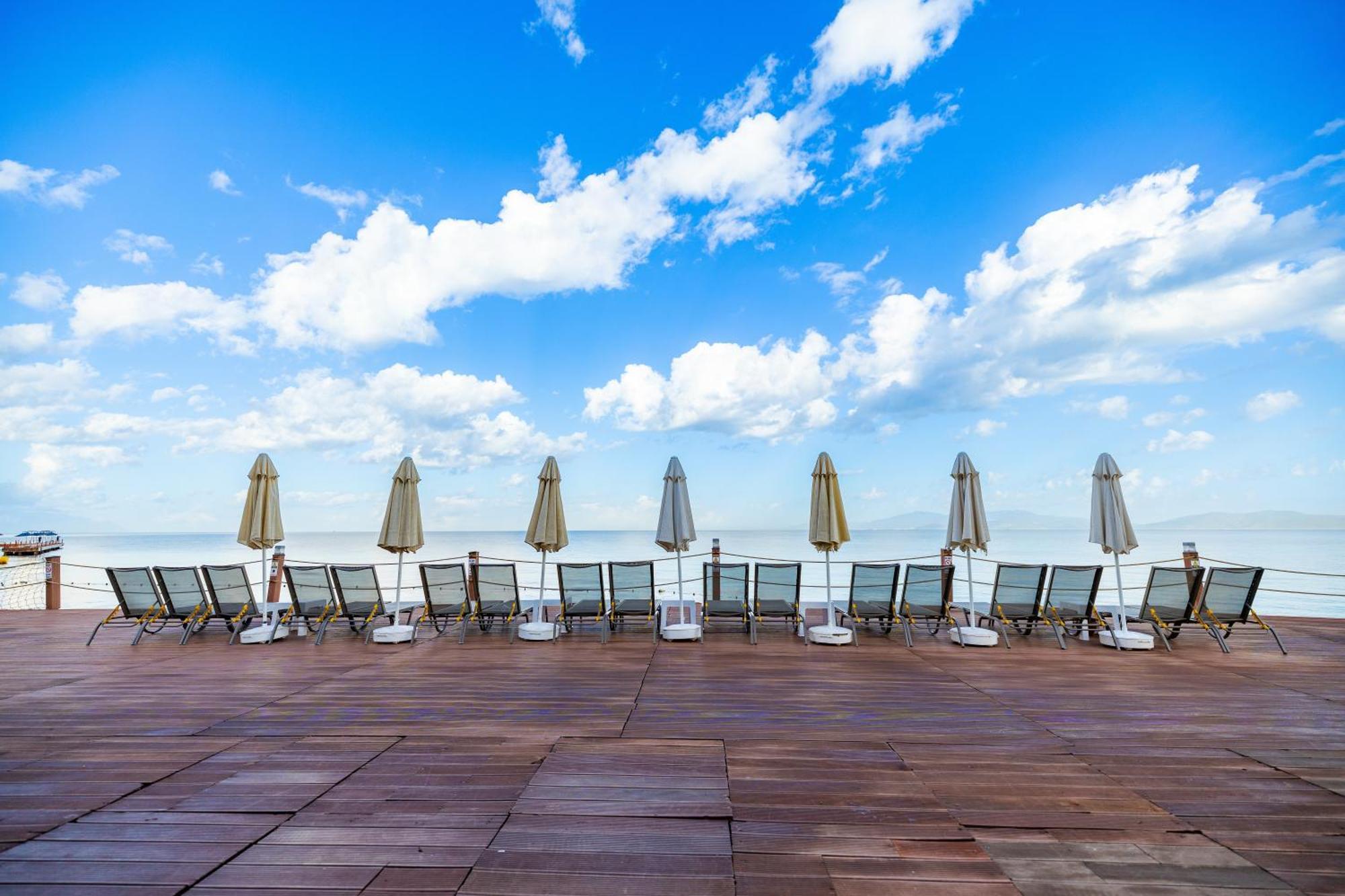Infinity By Yelken Aquapark&Resorts คูซาดาซี ภายนอก รูปภาพ