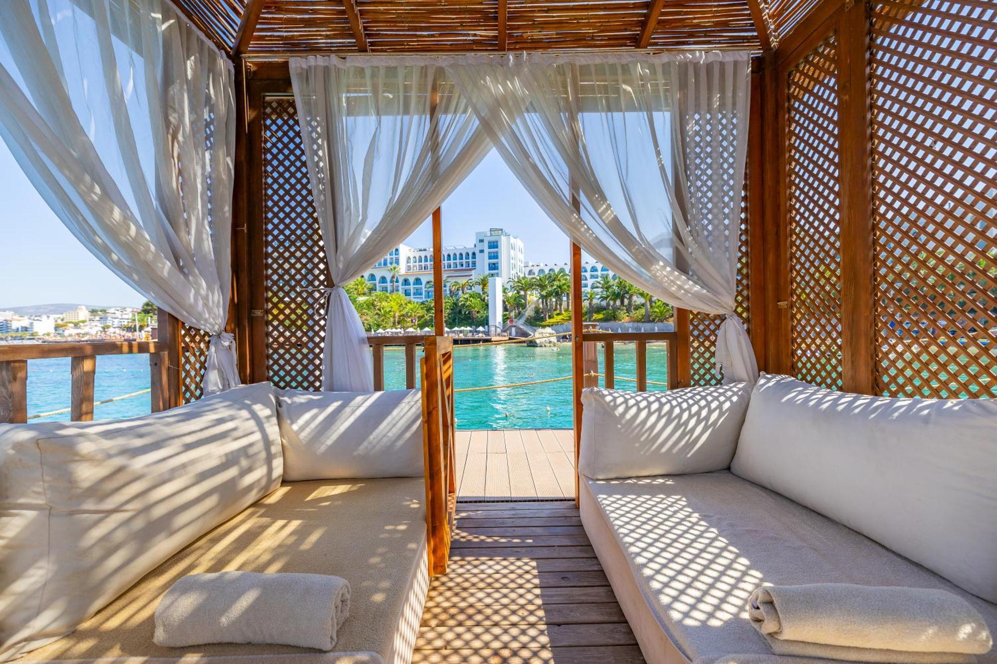 Infinity By Yelken Aquapark&Resorts คูซาดาซี ภายนอก รูปภาพ